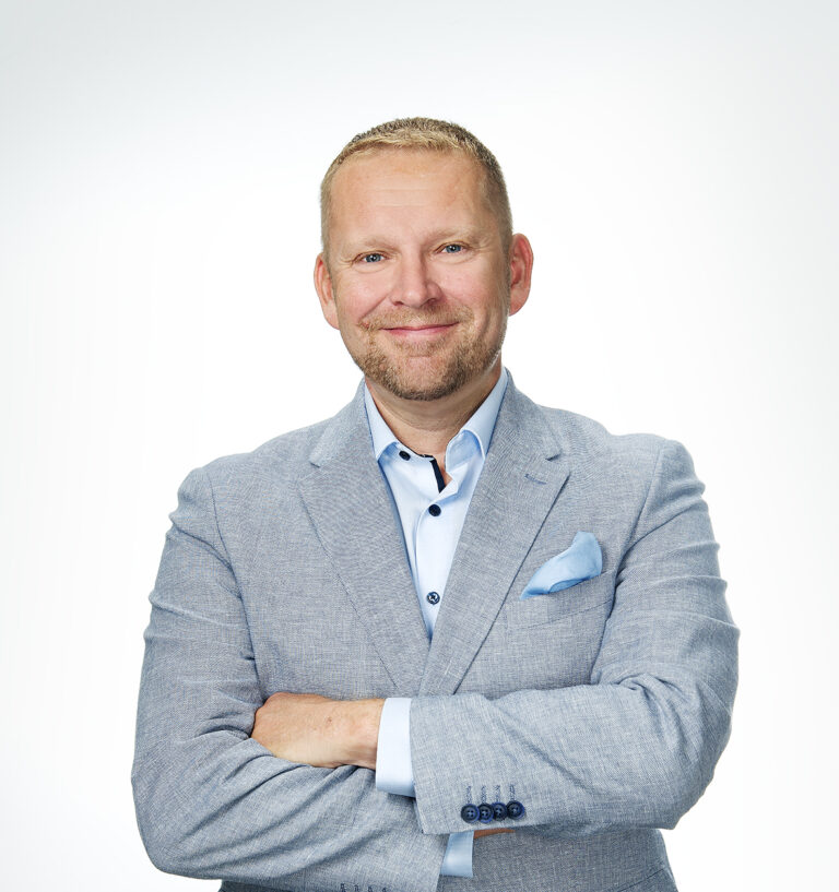 Janne_Viinikkala vaalea 2024